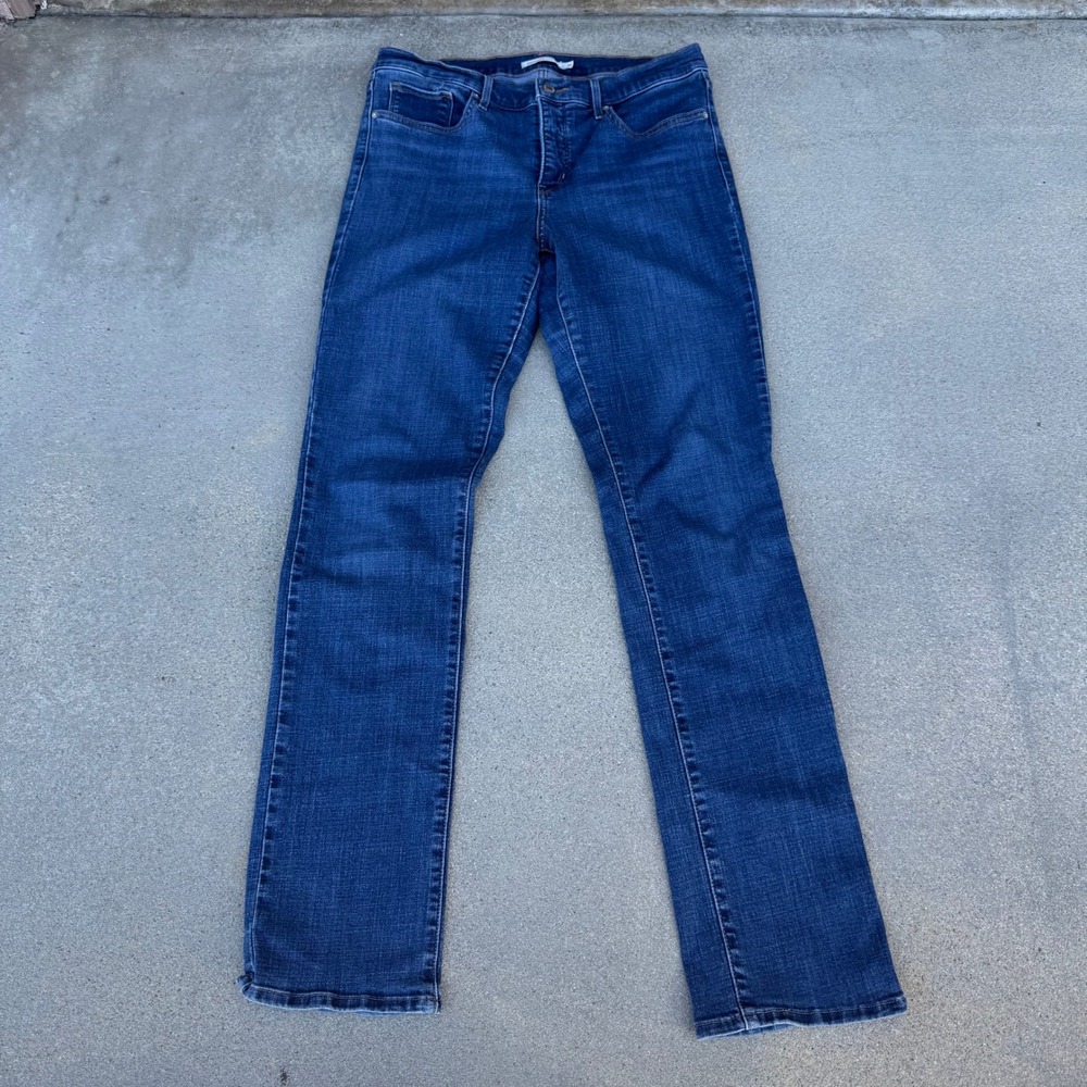 Levi's 314 Shaping Straight‎ Jeans Women 31 Dark Wash Blue Denim Mid Rise Pants